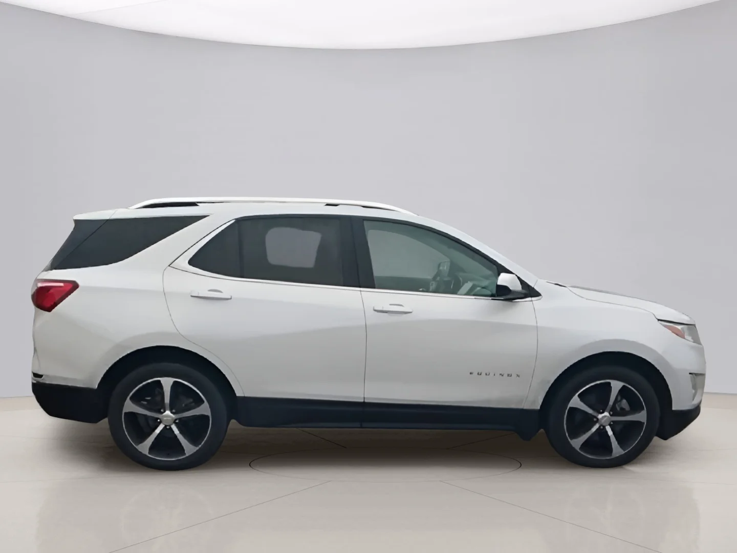 Used 2020 White Chevrolet LT image 9