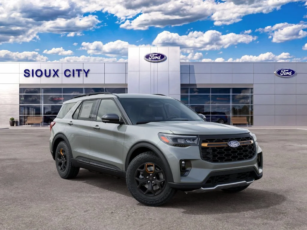New 2027 Avalanche Gray Ford Tremor® image 4