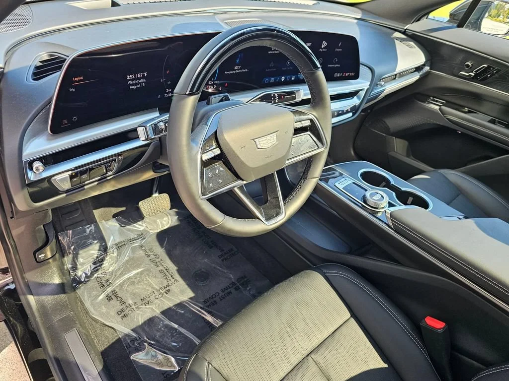 Certified Used 2026 Stellar Black Metallic Cadillac Luxury image 19