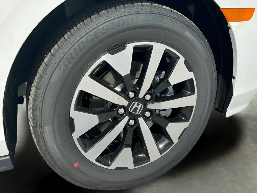 Used 2026 White Honda EX-L image 44