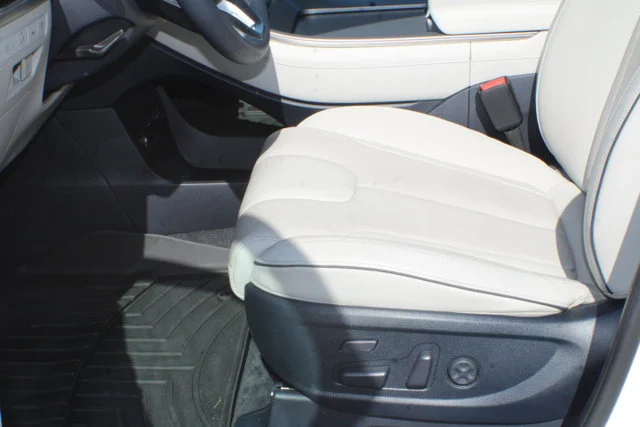 Used 2021 Hyper White Hyundai Limited image 14