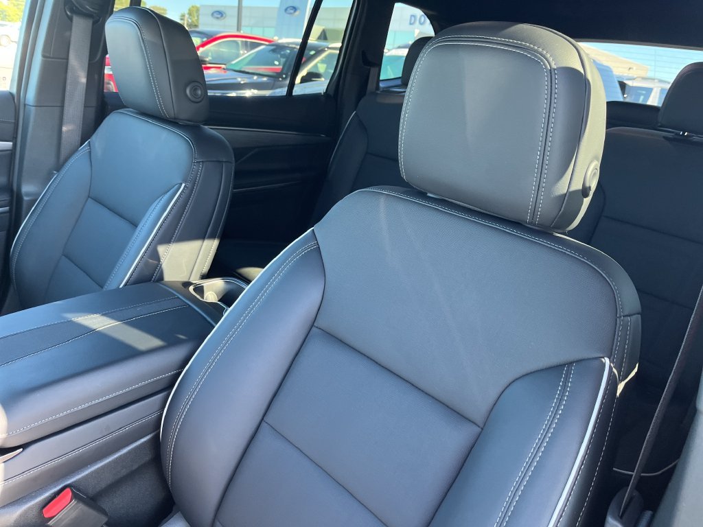 Used 2026 Blue Buick Preferred image 12