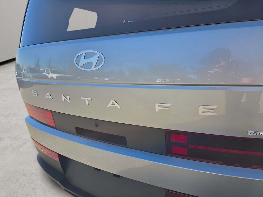 Used 2026 Shimmering Silver Hyundai SEL image 30