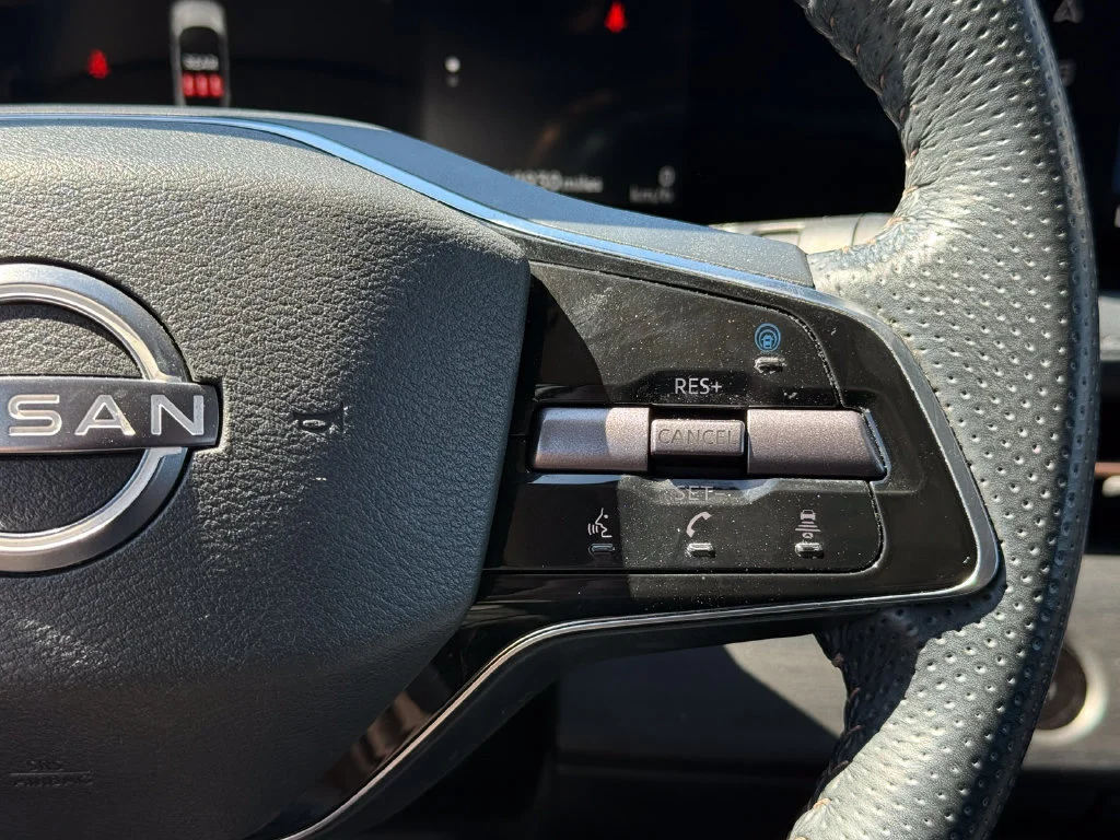 Used 2023  Nissan VENTURE+ image 20