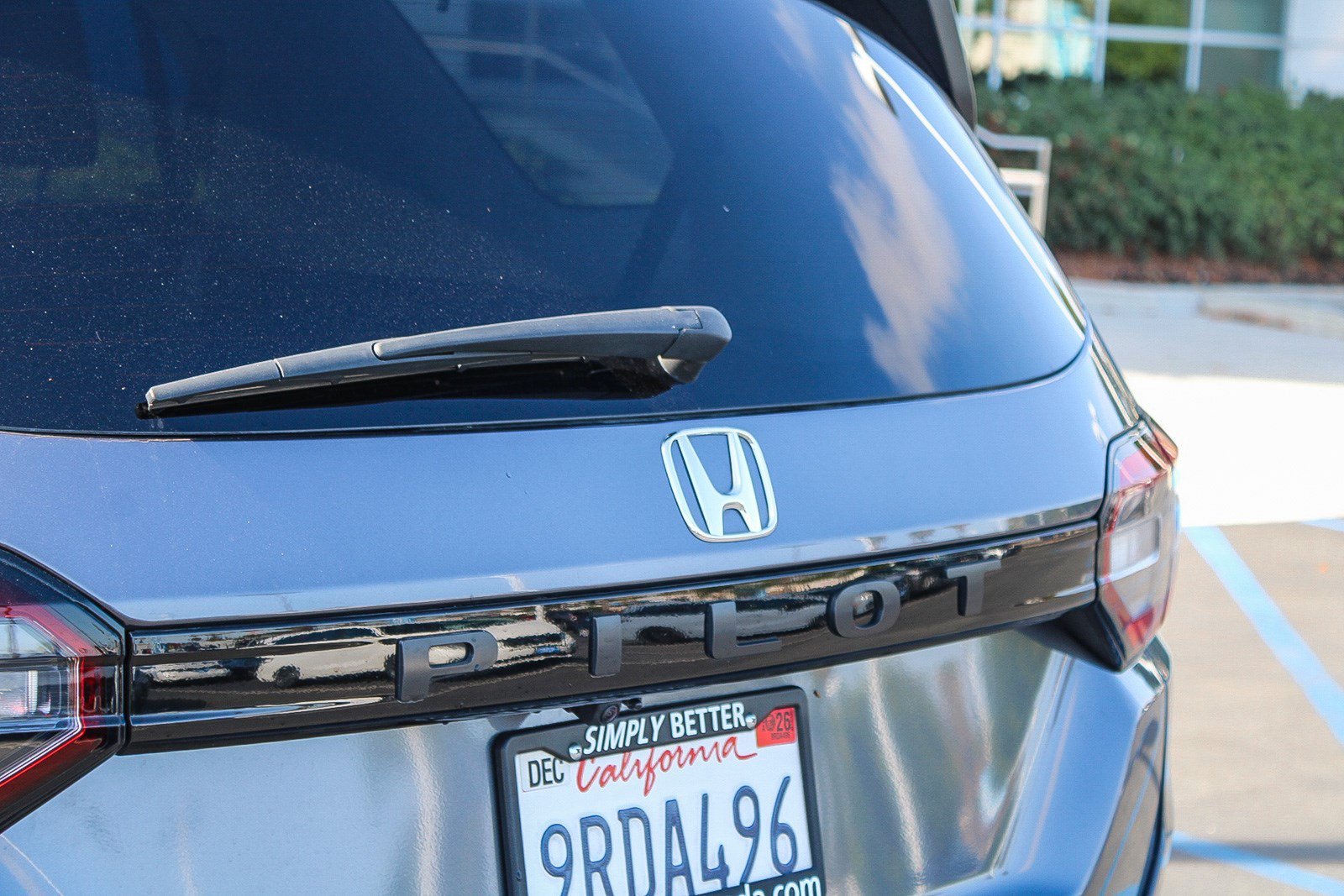 Certified Used 2025 Modern Steel Metallic Honda EX-L image 10