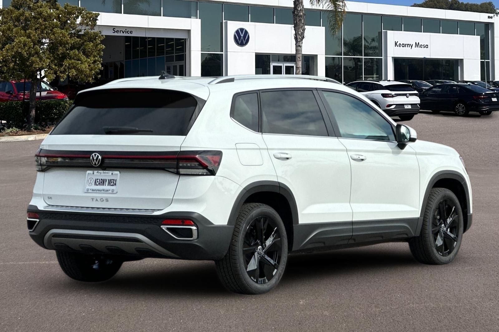 New 2026 Pure White Volkswagen 1.5T SE image 4