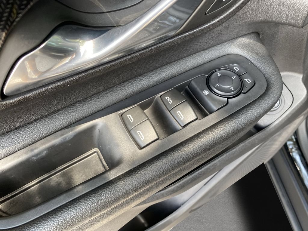 2024 GMC Terrain AT4 - Photo 18