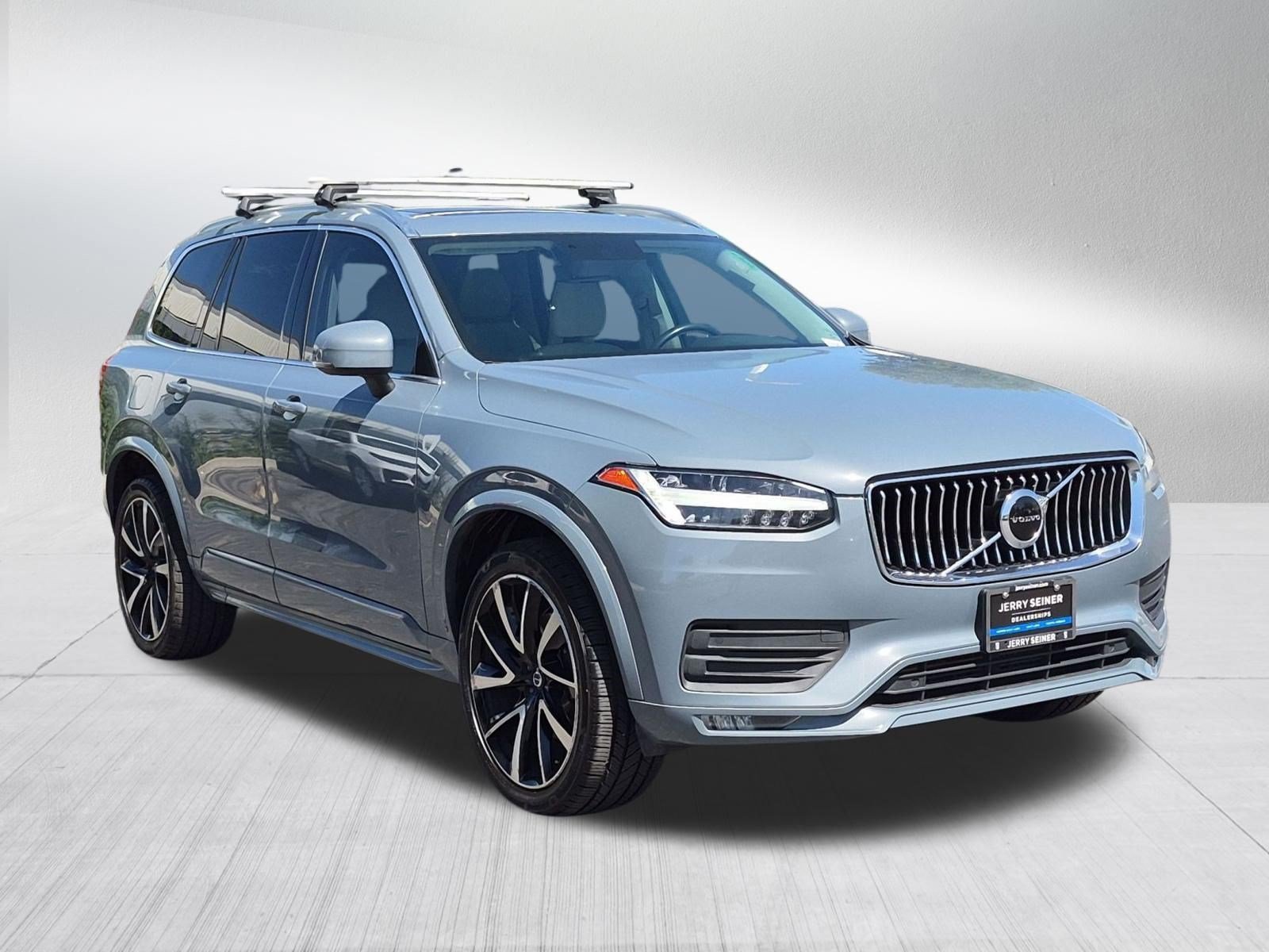 Certified Used 2020 Gray Metallic Volvo Momentum image 8