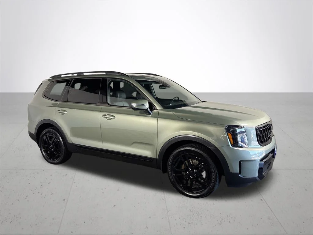 Used 2025 Green Kia EX X-Pro image 4
