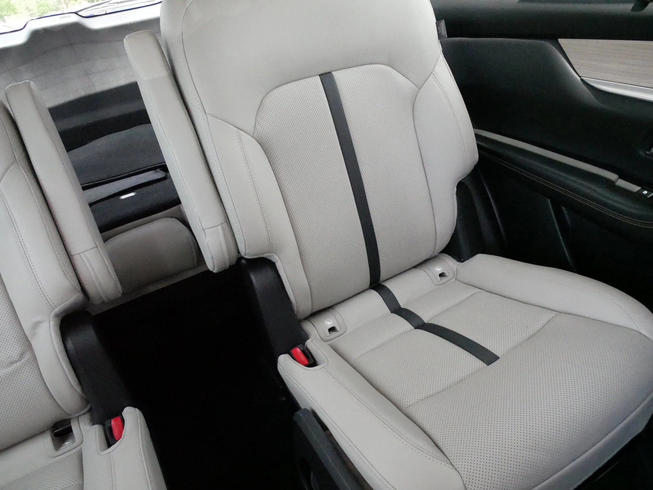 Used 2024 Jet Black Mica Mazda Preferred image 14