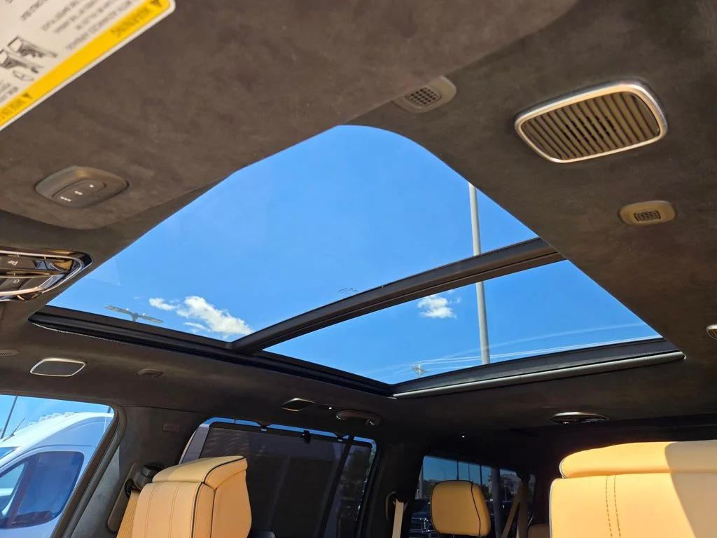 Used 2025 Black Jeep Series III image 29