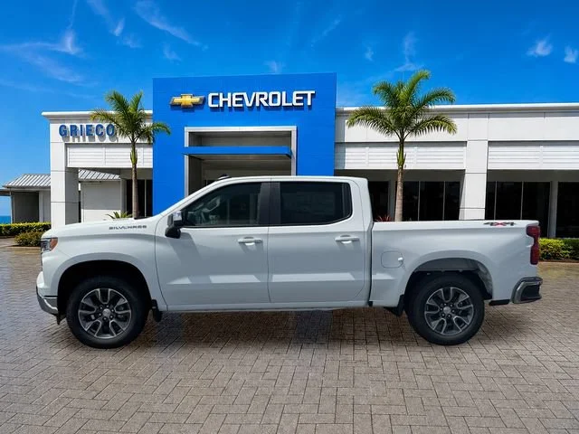 New 2026 Summit White Chevrolet LT (2FL) image 4