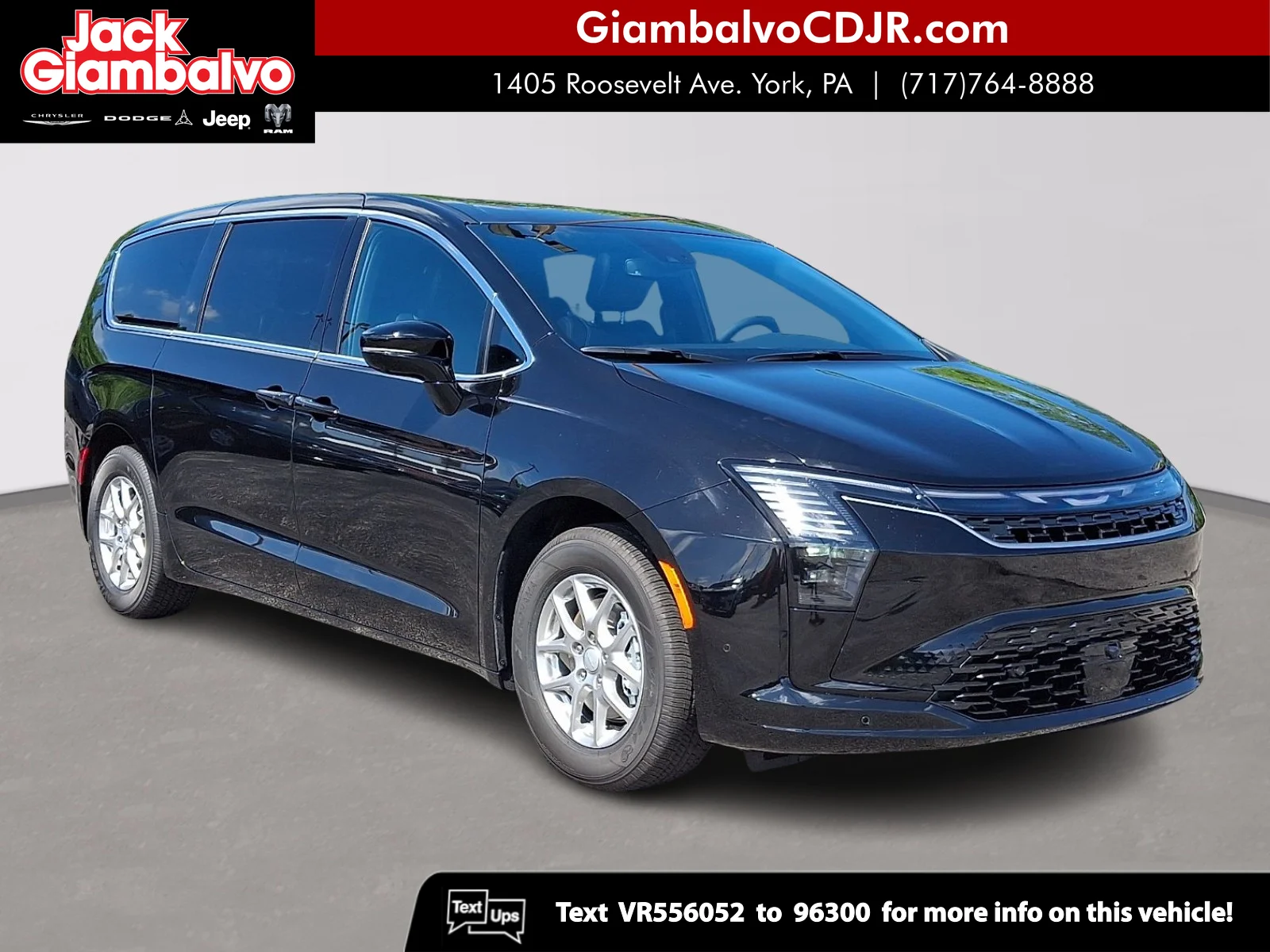 2027 Chrysler Pacifica Select's photo