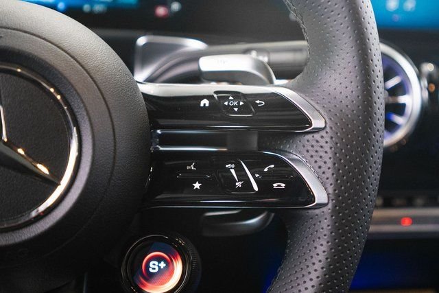 New 2026 Night Black Mercedes-Benz GLB 35 AMG® image 16