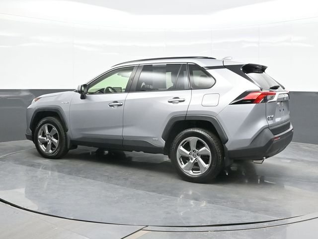 2021 Toyota RAV4 XLE Premium - Photo 3