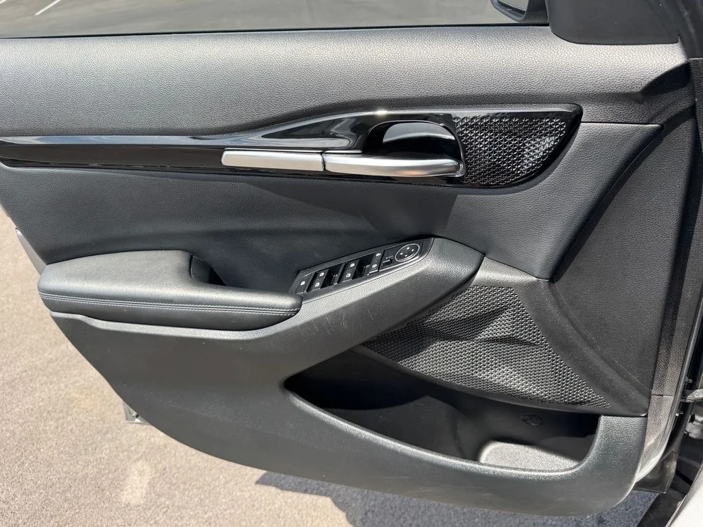 Used 2021 Gray Kia S image 17