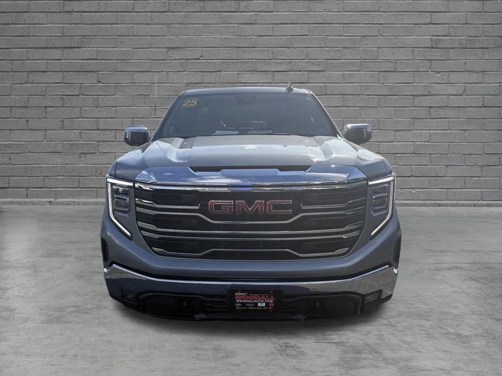 Used 2025 Sterling Metallic GMC SLT image 1