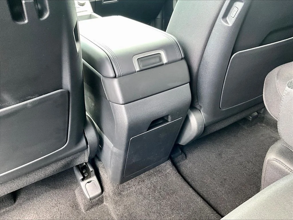 New 2026 White Hyundai SE image 17