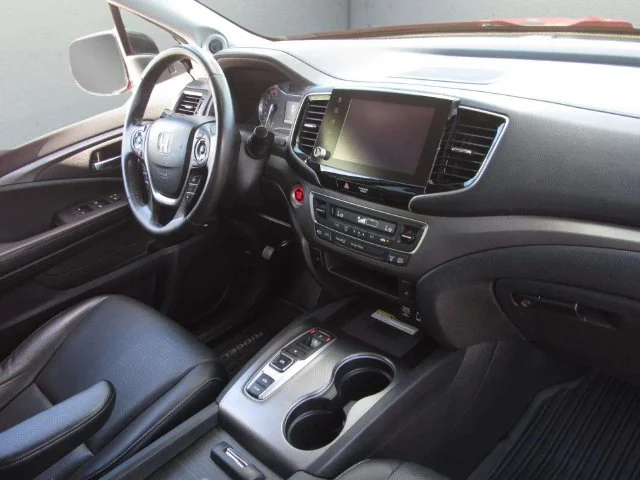Used 2022 Crystal Black Pearl Honda RTL-E image 10