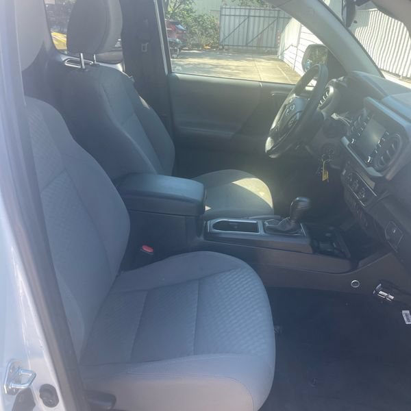 Used 2022 White Toyota SR image 19