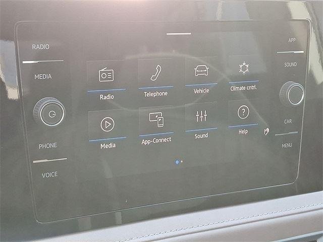 2025 Volkswagen Taos SE - Photo 14