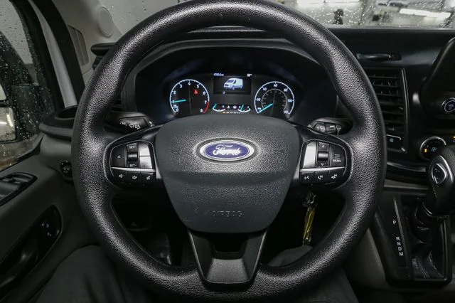 Used 2024  Ford Base image 24