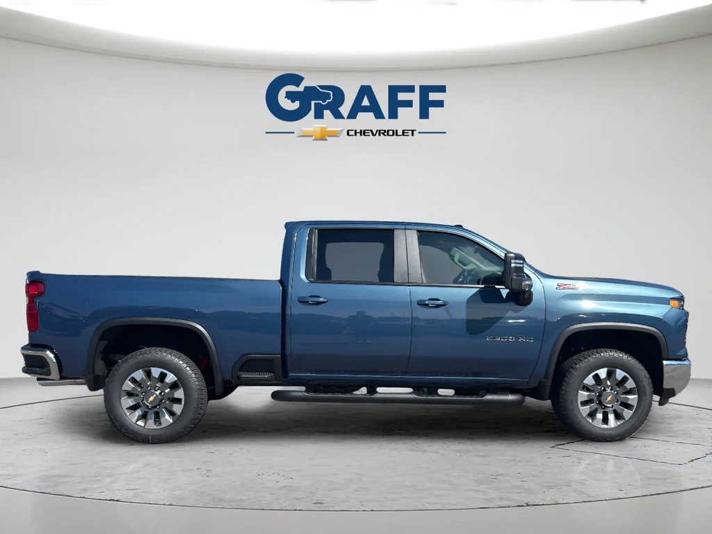 New 2026 Lakeshore Blue Metallic Chevrolet LT image 9