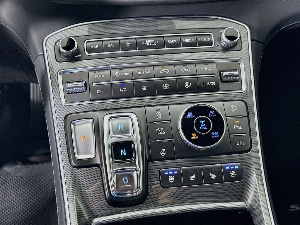 Used 2023 Silver Hyundai Calligraphy image 16