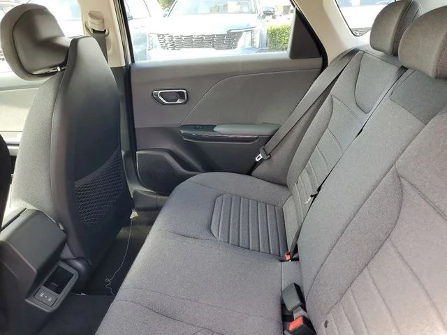 New 2025 Snow White Pearl Kia EX image 24