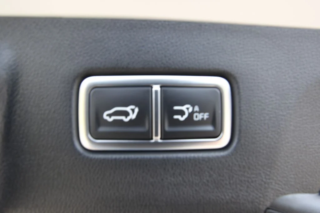 New 2026 Snow White Pearl Kia EX image 39