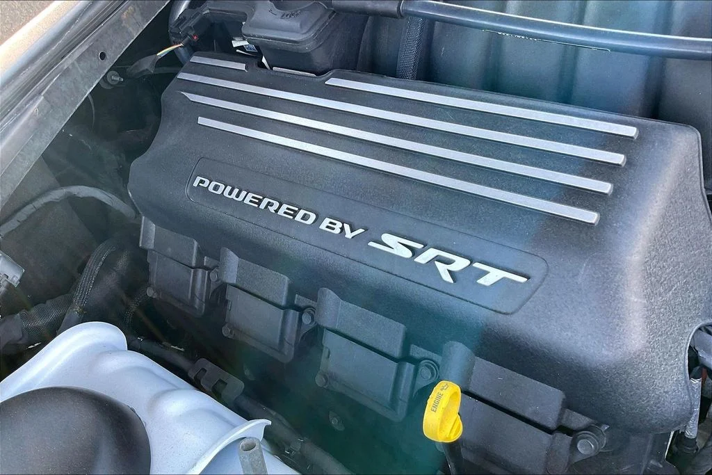 Used 2022 White Knuckle Clearcoat Dodge R/T Scat Pack Widebody image 32