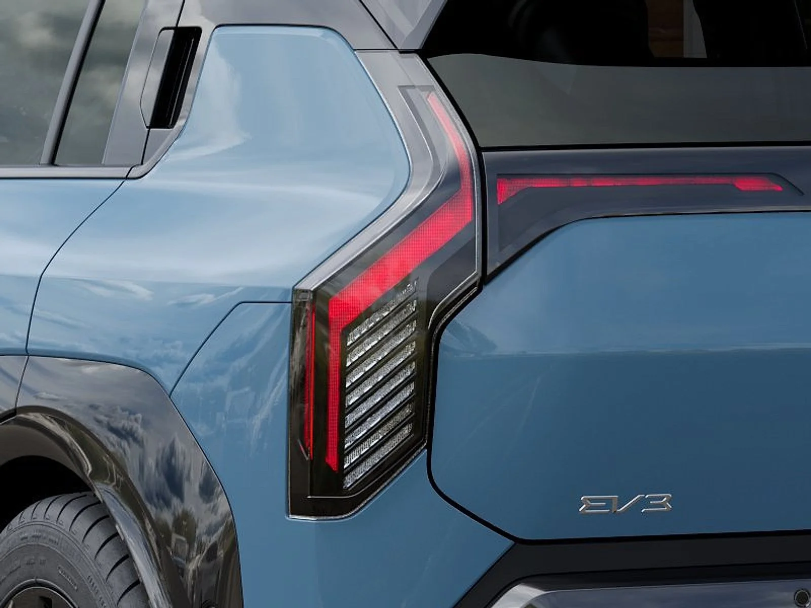 New 2027 Frost Blue / Black Roof Kia GT-Line AWD image 11