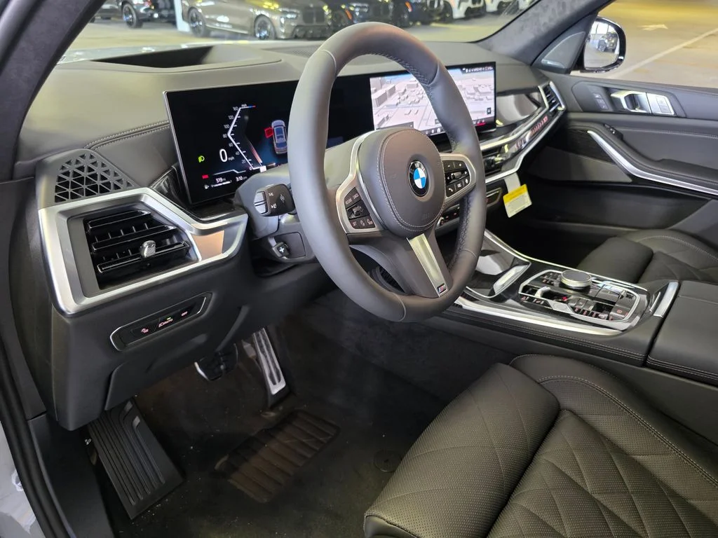 New 2027 Brooklyn Grey Metallic BMW xDrive40i image 17