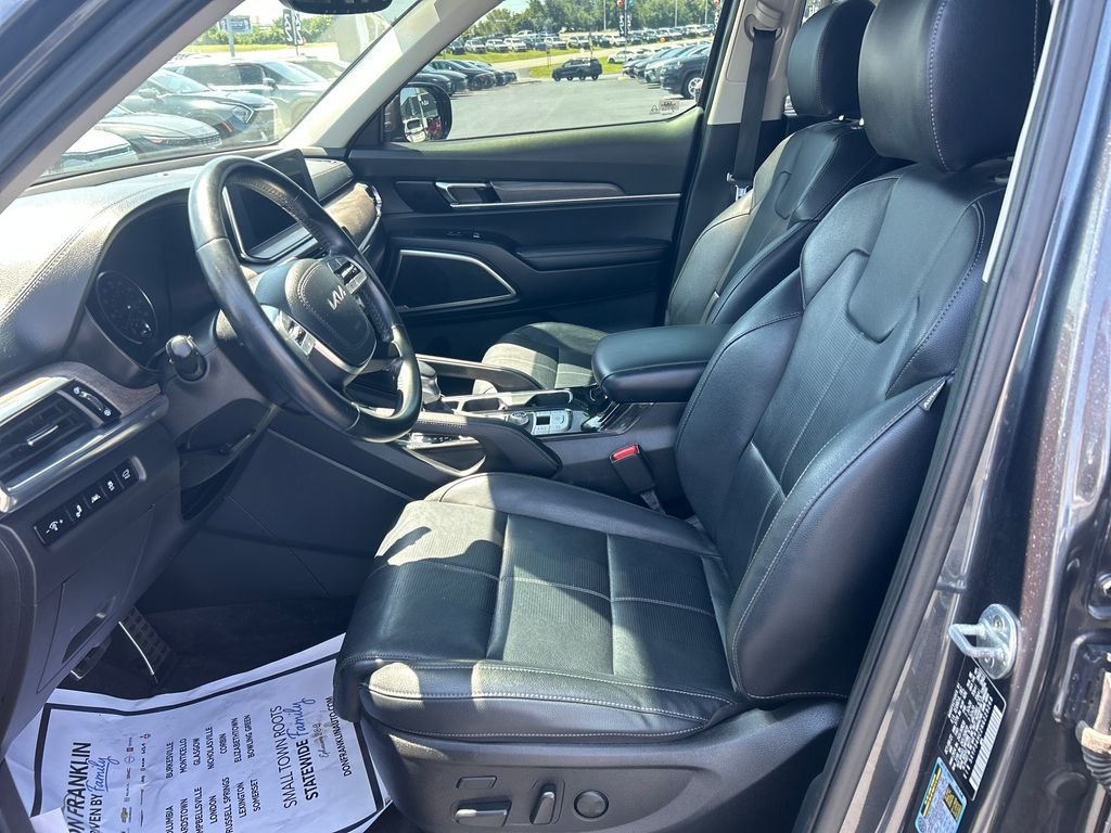 Used 2022 Gray Kia SX image 13