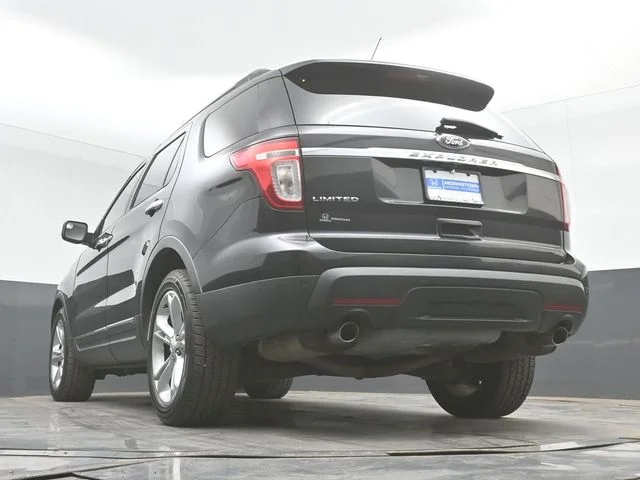 Used 2014 Black Ford Limited image 44