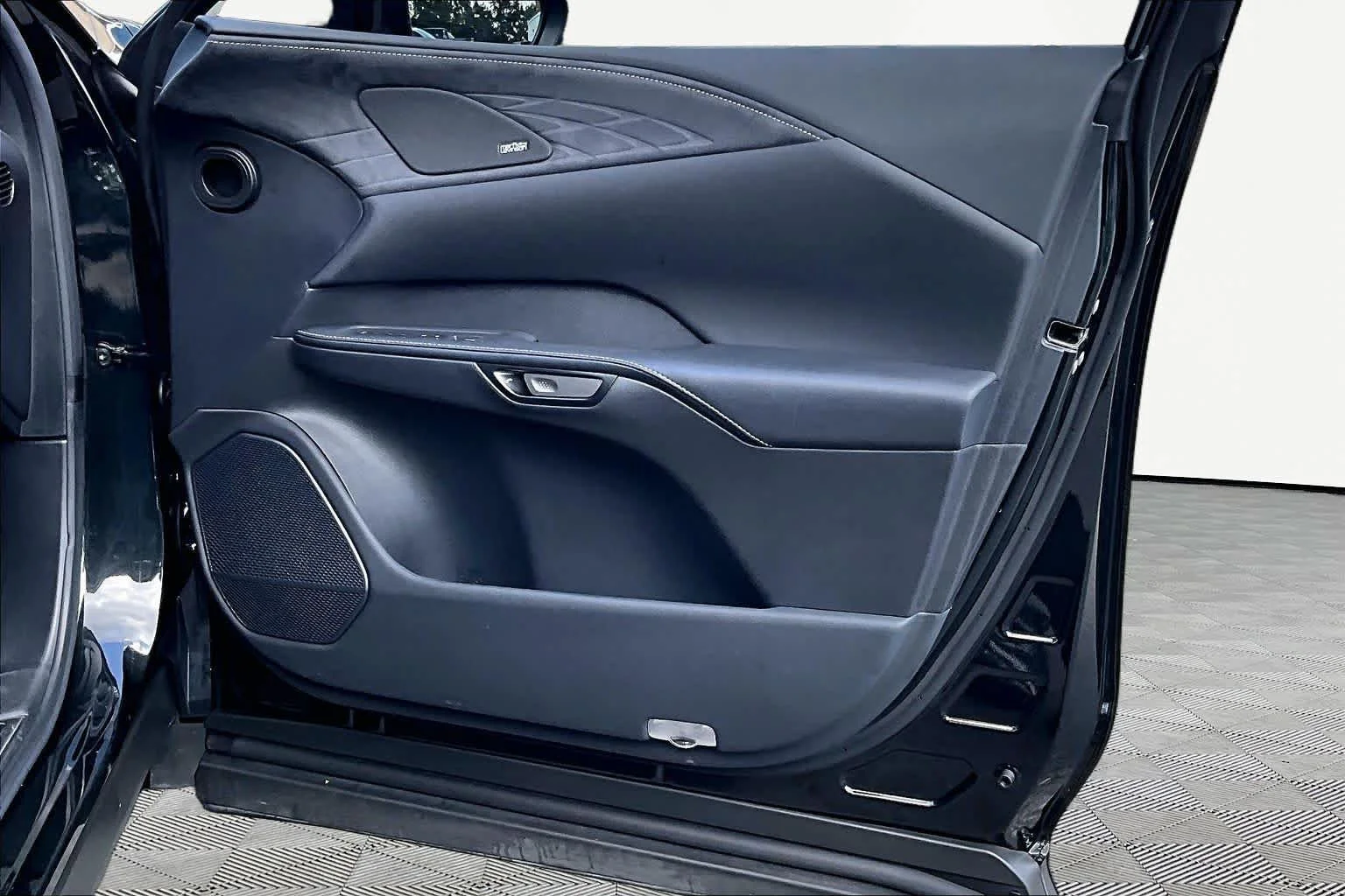 Used 2025 Caviar Lexus Luxury image 45