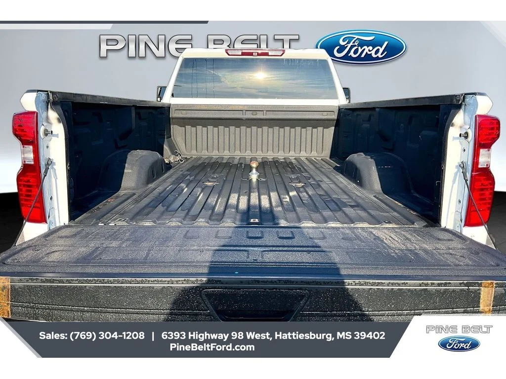 Used 2024 Summit White Chevrolet Custom image 12