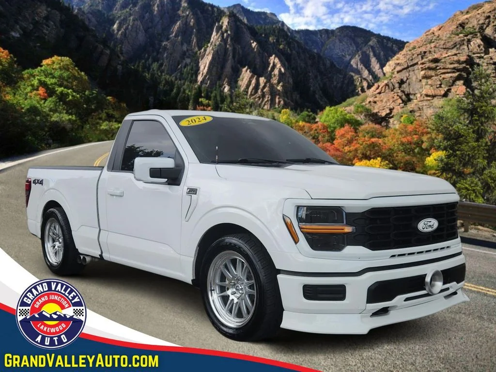 Used 2024 White Ford XL image 1