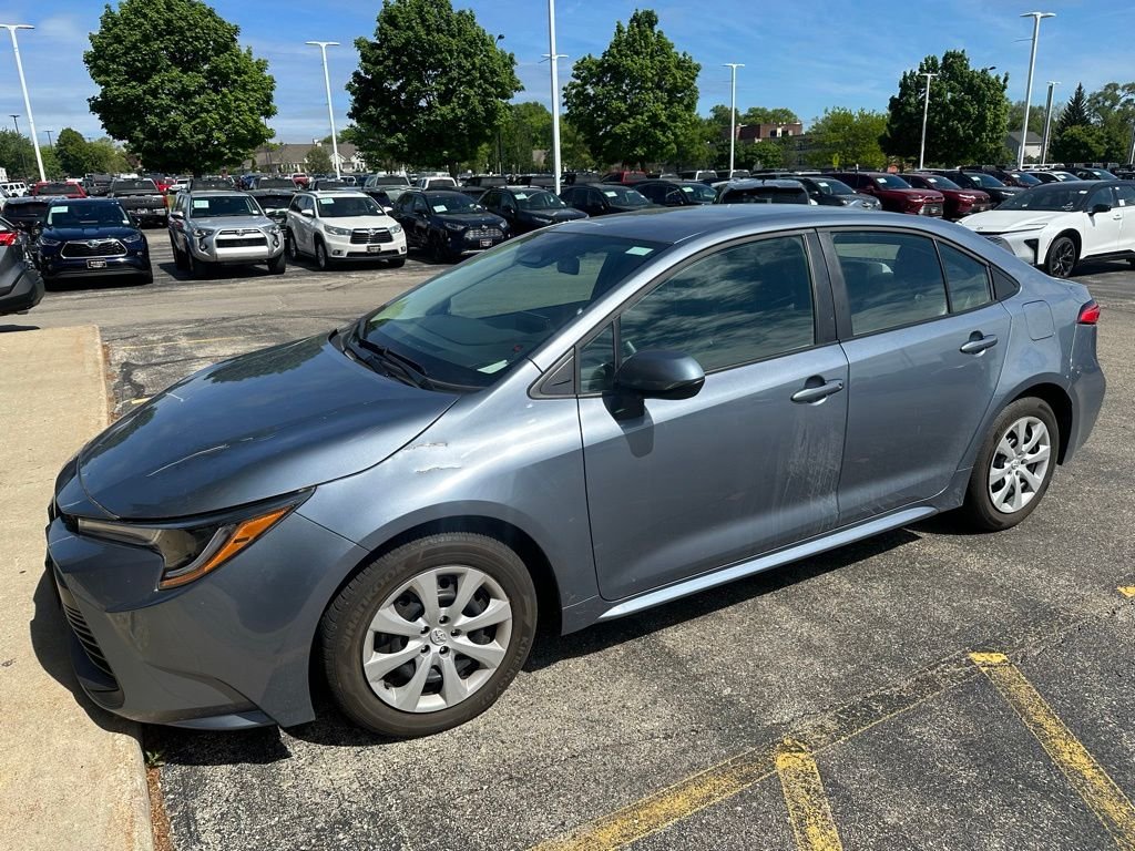 2026 Toyota Corolla LE CVT's photo