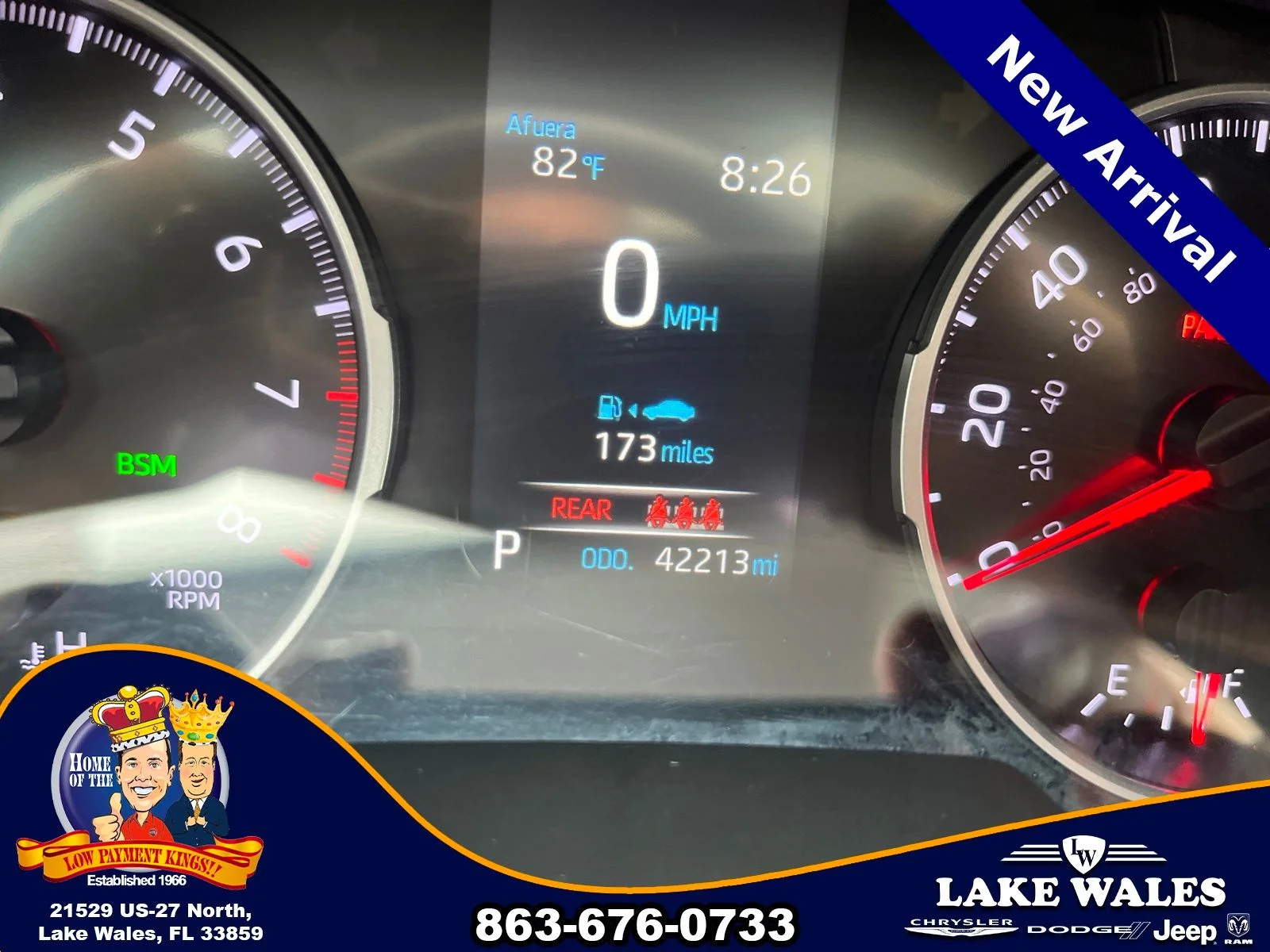 Used 2021 Silver Toyota XLE image 13