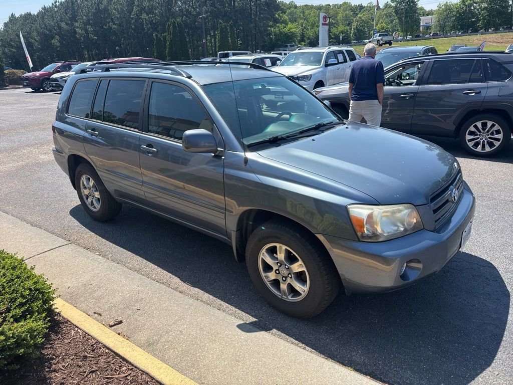 2005 Toyota Highlander's photo