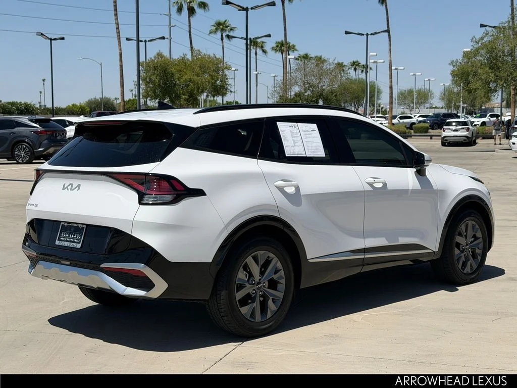 Used 2023 White Kia SX image 6