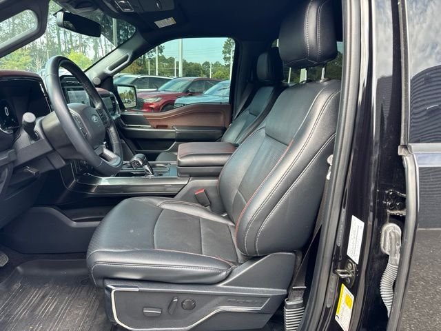 Used 2022 Black Ford Lariat image 19