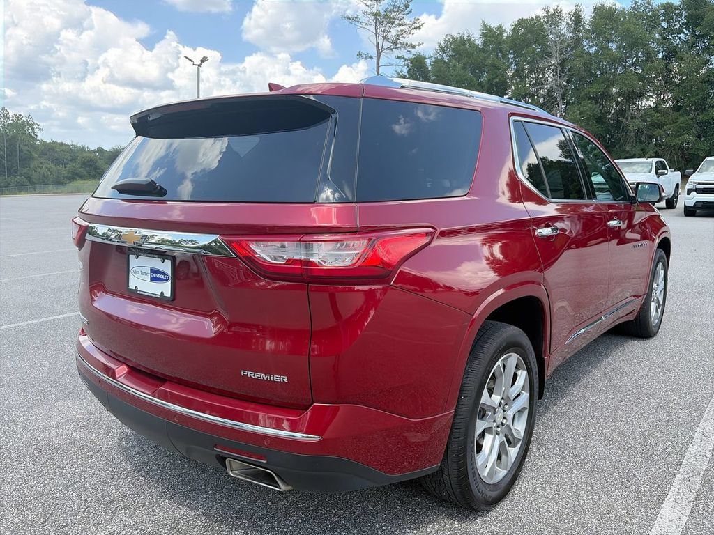 Used 2021 CAJUN RED TINTCOAT Chevrolet Premier image 4