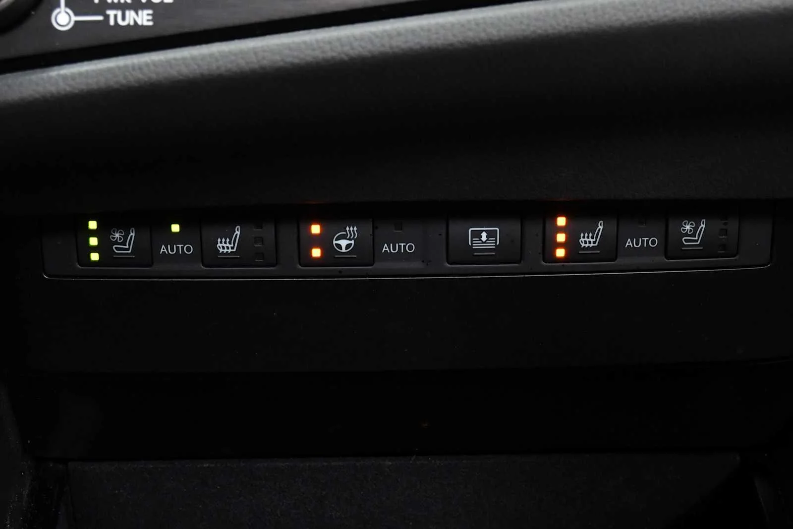 Certified Used 2025 CLOUDBURST GRAY Lexus Luxury image 21