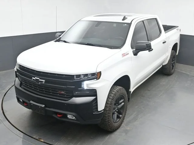 Used 2021 Summit White Chevrolet LT Trail Boss image 15