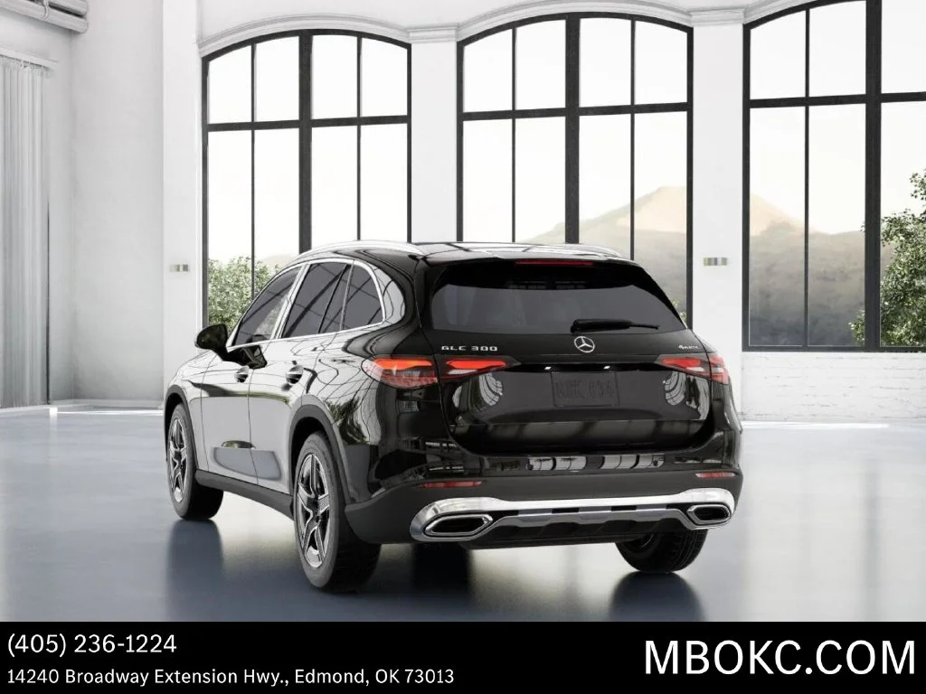 Used 2026 Black Mercedes-Benz GLC 300 image 28
