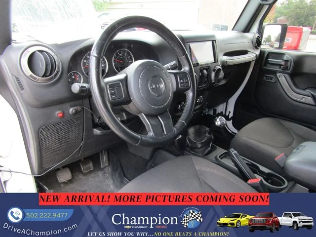 Used 2018 White Jeep Unlimited Sport image 12