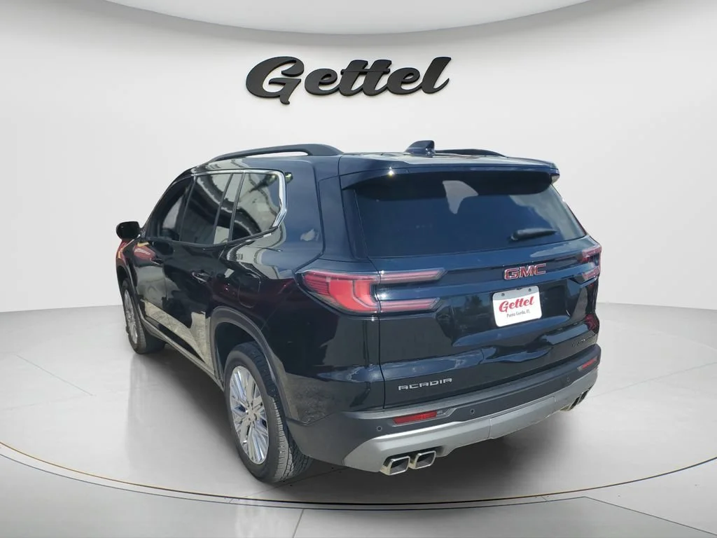 Used 2025 Ebony Twilight Metallic GMC Elevation image 5