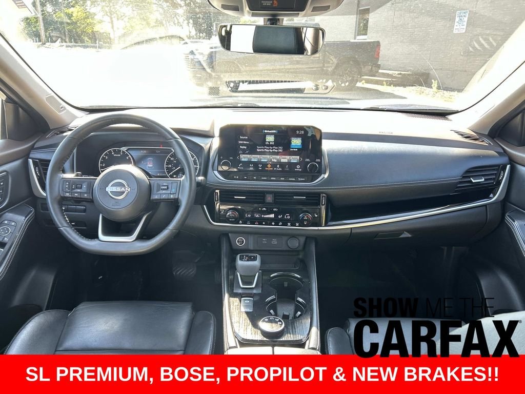 Used 2023 Blue Nissan SL image 21